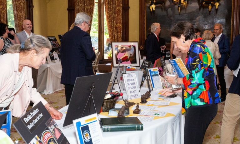 Equine Advocates Hosts Awards Dinner And Charity Auction