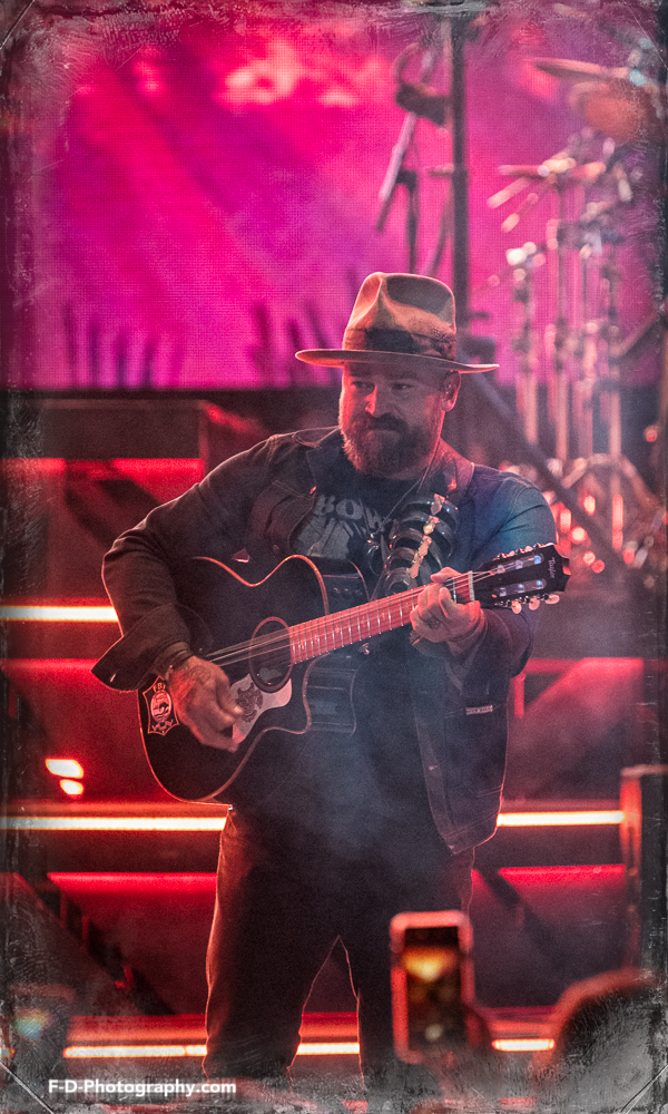 Zac Brown Band Brings Its Owl Tour Through SPAC Saratoga Living