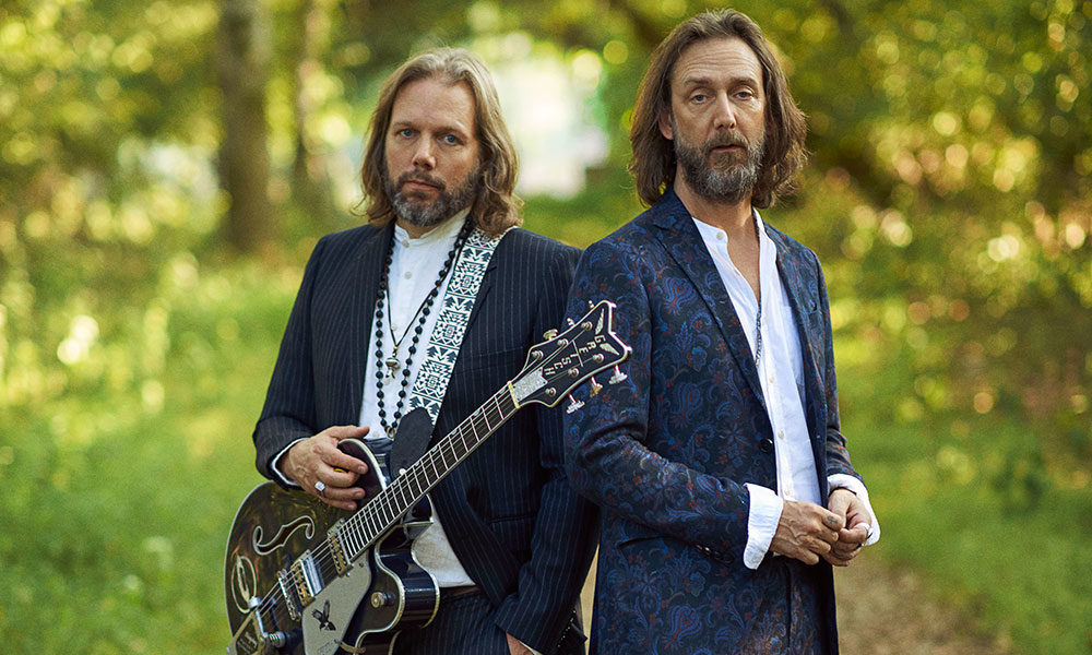 Reunited Black Crowes To Perform 'Shake Your Money Maker' At SPAC In
