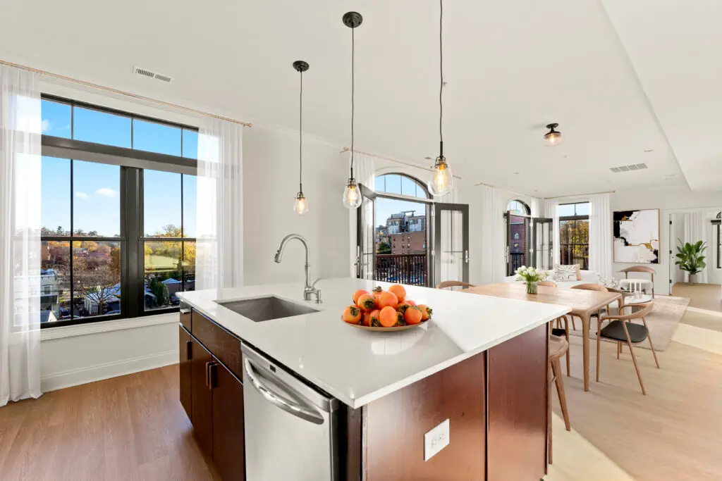 02 KITCHEN DINING LIVING