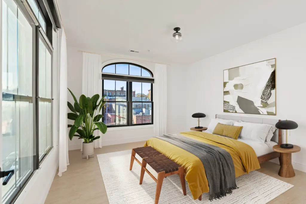 04 BEDROOM